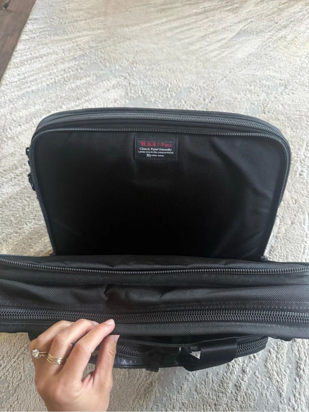 Tumi Alpha 2 T Pass Briefcase 26145DH Black Ballistic Nylon Bag Laptop Sleeve